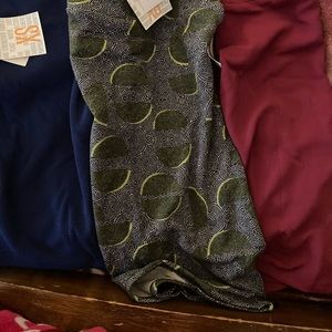 LuLaRoe Cassie skirts XS